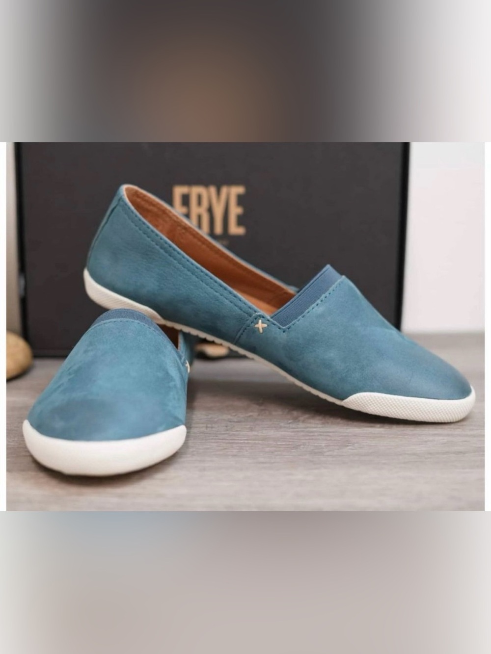 Frye Melanie Slip On Flats Blue Leather Loafers Womens 5.5 Sneaker Sole Comfort